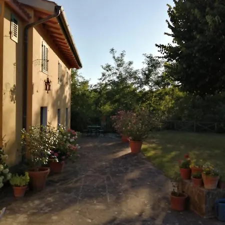 Mugello - Casa Di Campagna Bed & Breakfast